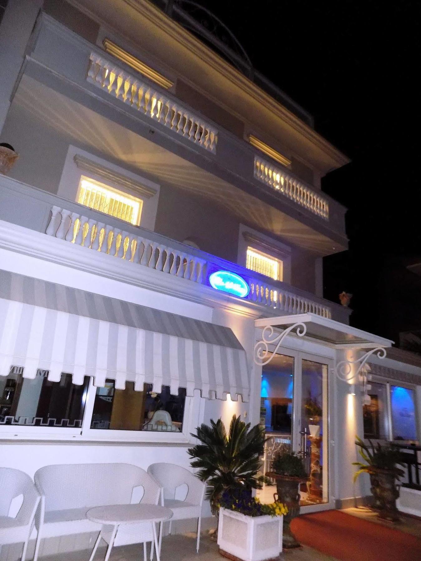 Hotel Residence Villa Del Mare Rimini Dış mekan fotoğraf