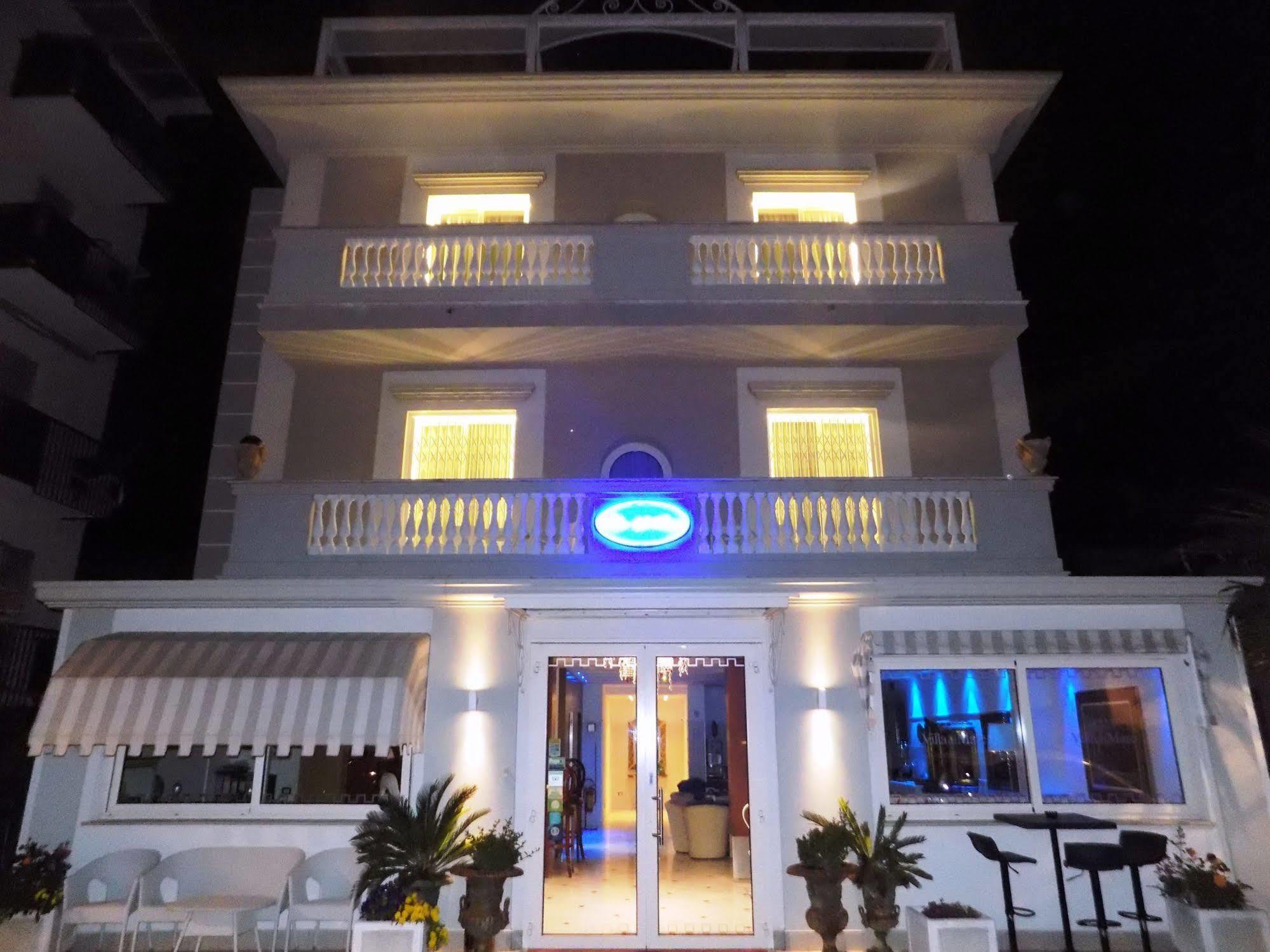 Hotel Residence Villa Del Mare Rimini Dış mekan fotoğraf