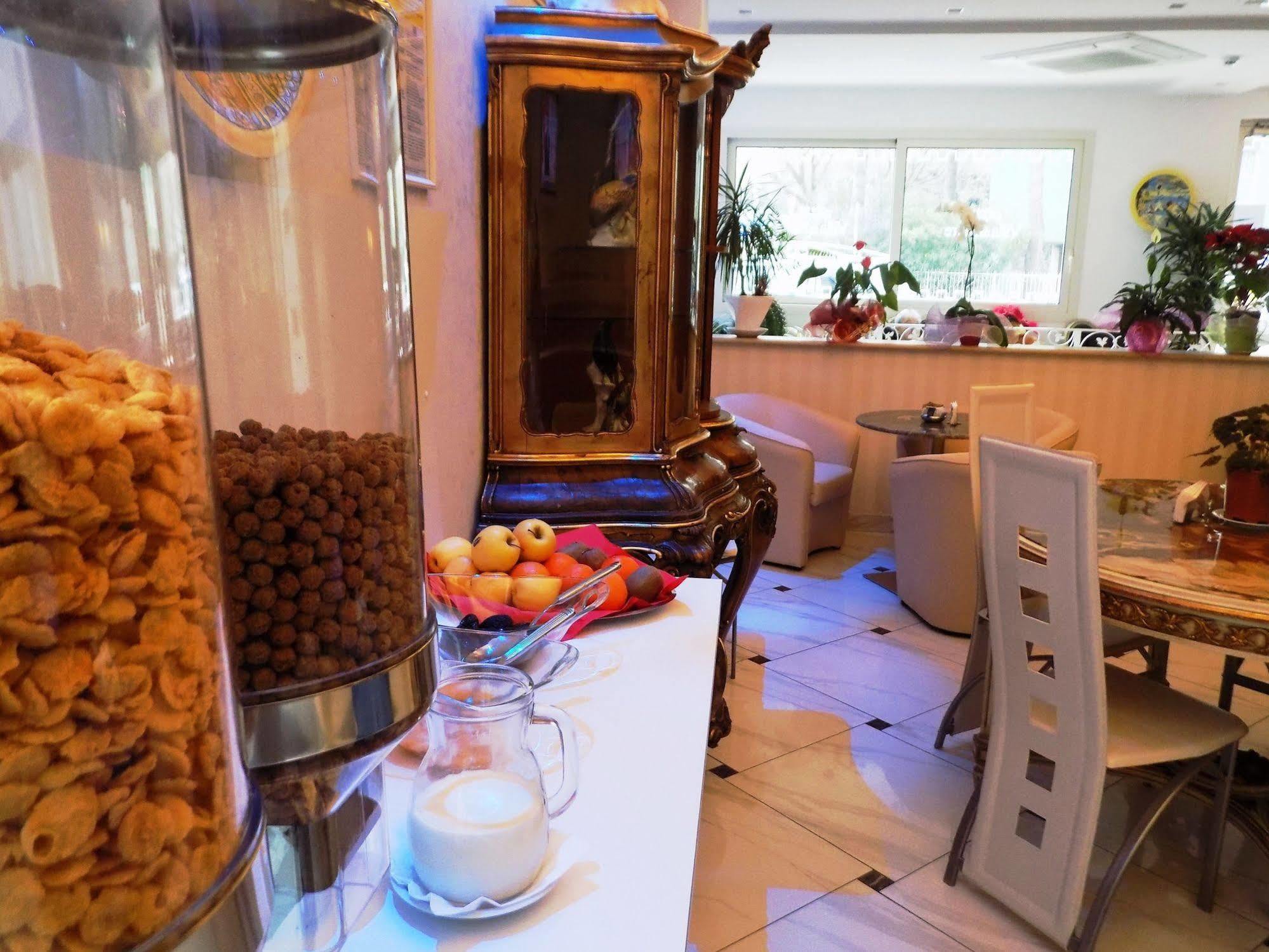 Hotel Residence Villa Del Mare Rimini Dış mekan fotoğraf